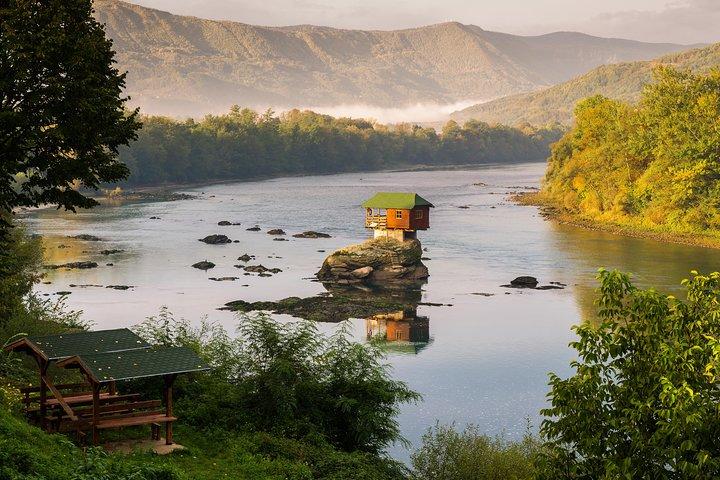 From Belgrade: Best of West (Drina House, Drvengrad & Sargan 8)