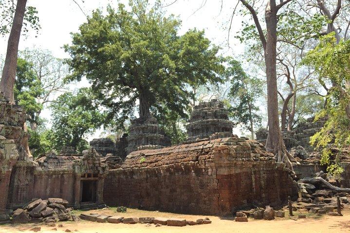 Angkor Wat Small tour Stunning Sunset by Shared Tour
