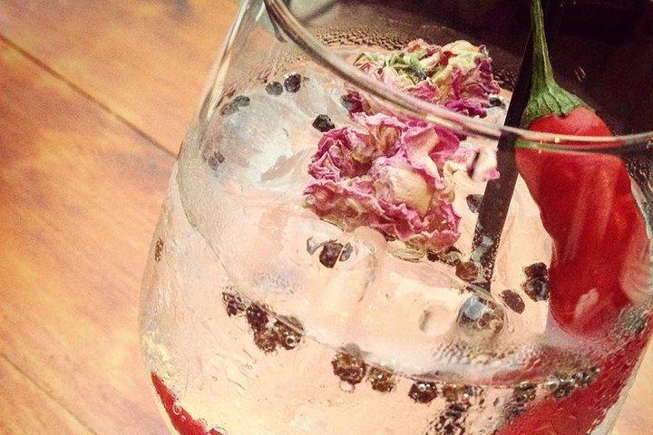 Larnaca Shake n' Make: Cypriot Flavours Cocktail Making Class 3hrs