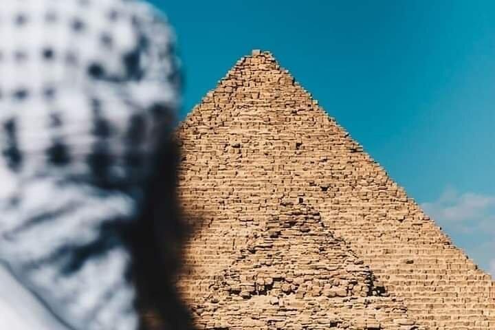 Private tour at Giza Pyramids by Camel