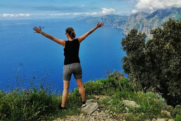 Trail of the gods with local guide Saveria Fiore "Ladybug"