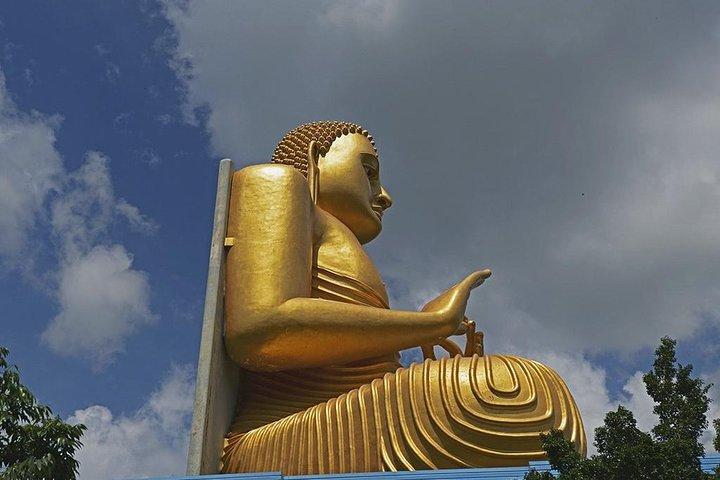 Private Sigiriya Day Tour with Friendly Chauffeur