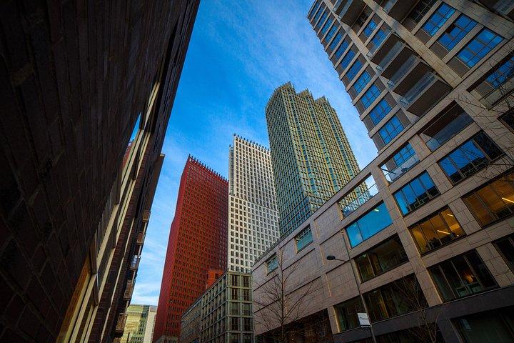 Amsterdam & Schiphol Airport to The Hague Private Transfer