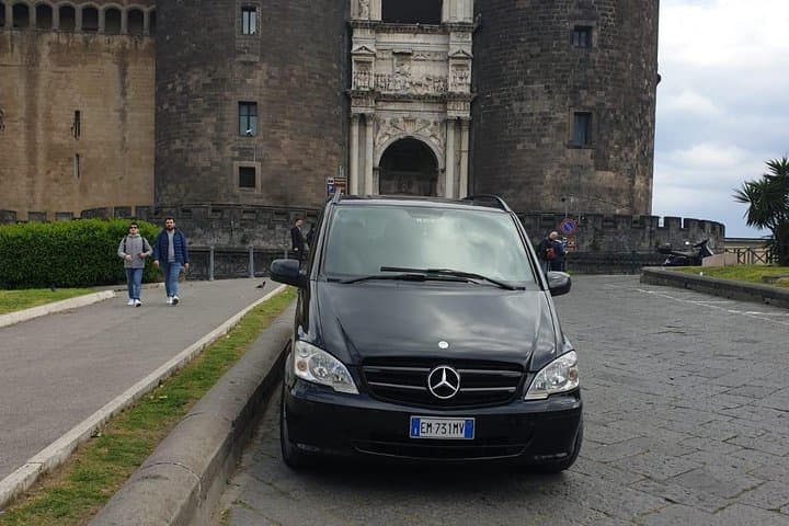Private Transfer: Naples Hotel, Airport,Train Station to Positano