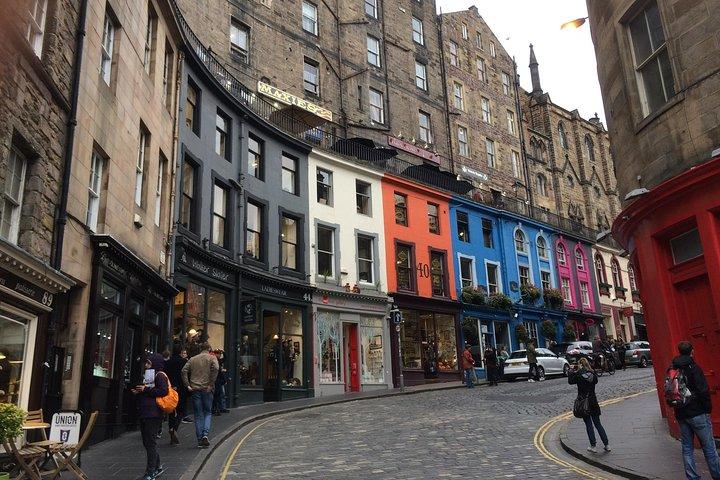 Edinburgh: History Lovers Old Town Walking Tour