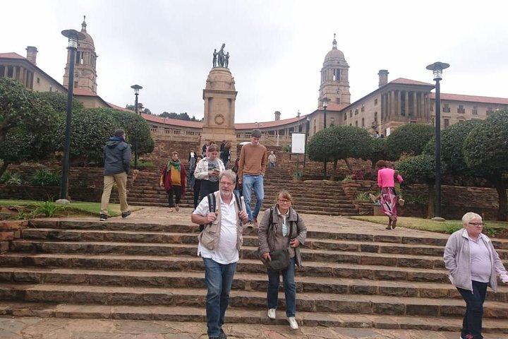 Johannesburg Guided Day Tour Pretoria, Soweto & Apartheid Museum