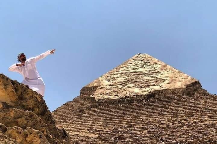 Private day tour to Giza Pyramids, Memphis and Saqqara .