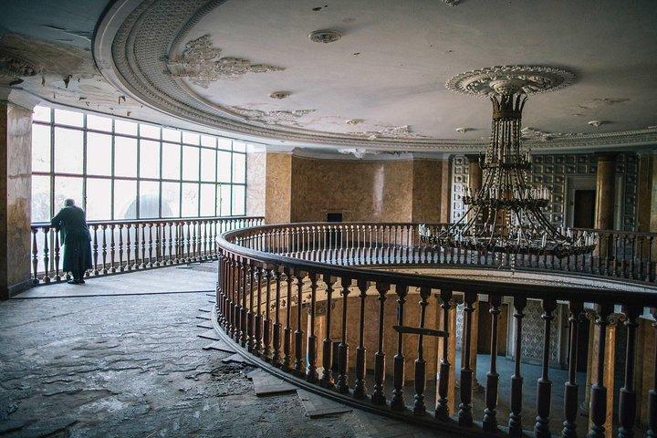 From Tbilisi: Tskaltubo & Chiatura: 2-days urbex tour