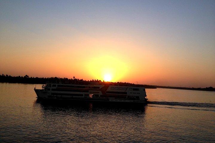 Nile Cruise from Luxor to Aswan incl Abu Simbel w/ Private Sightseeing