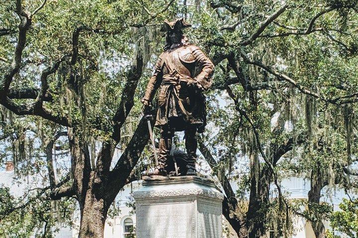 Private Tour of Savannah's Historic/Victorian Districts & Bonaventure Cemetery