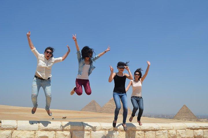 Full Day private Tour For The History of The Pyramids Built