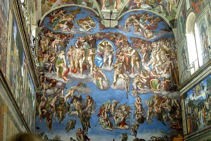 Visit the Vatican Museum in private skipping the line