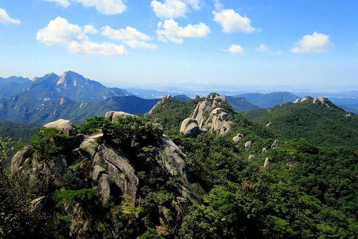 Mt.Bukhansan Hiking and Korean Sauna Tour with Sauna Scrub Service&Korean BBQ
