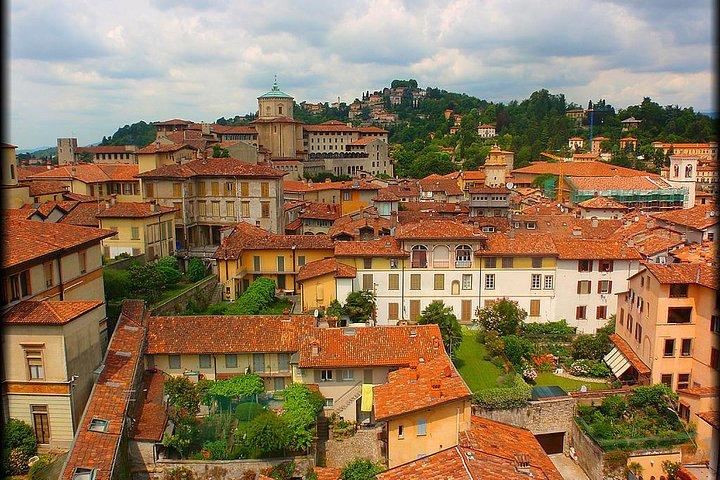Private 8h Tour to winery in Franciacorta and Bergamo from Milan