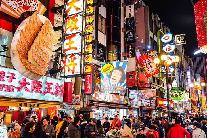 Osaka Night Tour with a Local – Private Bars, Drinks & Culture