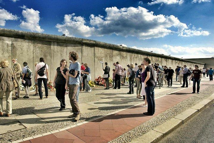 Kreuzberg Private Walking Tour: Immigrants, Artists & Hipsters
