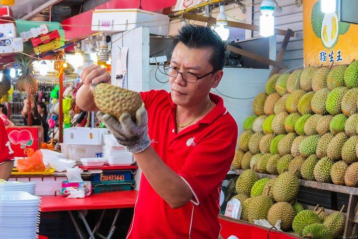 Singapore Hawker Centre Tours with a Local Foodie: 100% Personalized