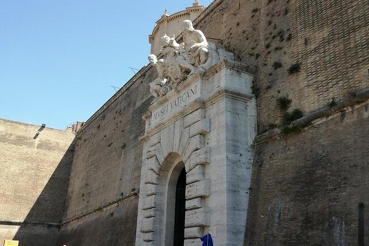 Best of the Vatican Museum's ~ Sistine Chapel No Line Guided Tour