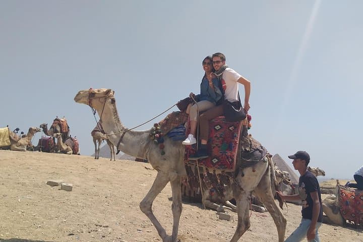 Private Guided Tour to Giza Pyramids and Sphinx