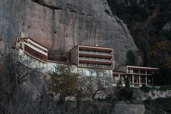 Kalavryta, Rack Railway & Cave of Lakes Full Day Private Tour