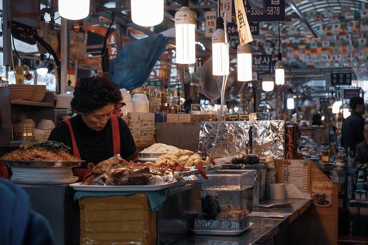 Seoul Market Tour with a Local: 100% Personalized & Private