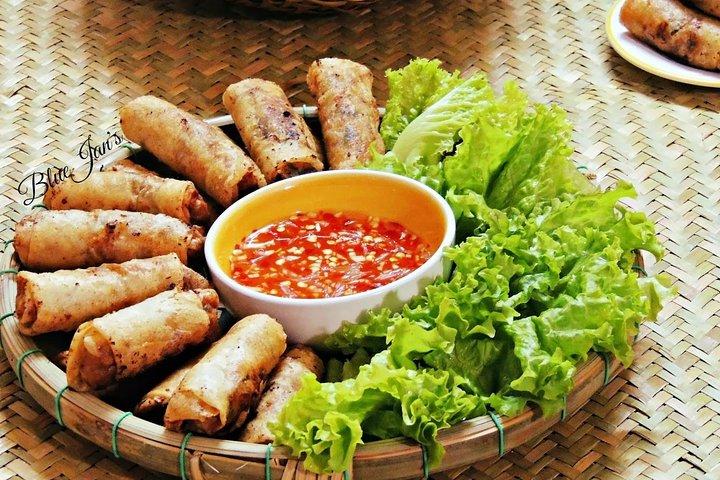 Hanoi COOKING CLASS!! Authentic Vietnamese Recipes!