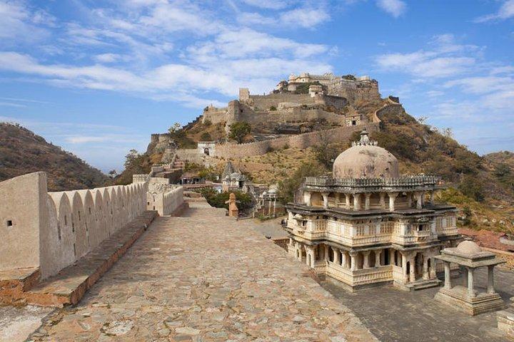 Private Transfer From Jodhpur To Udaipur With Optional Stops