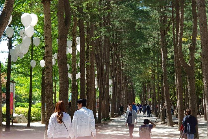 Nami Island and Petite France - Filming location