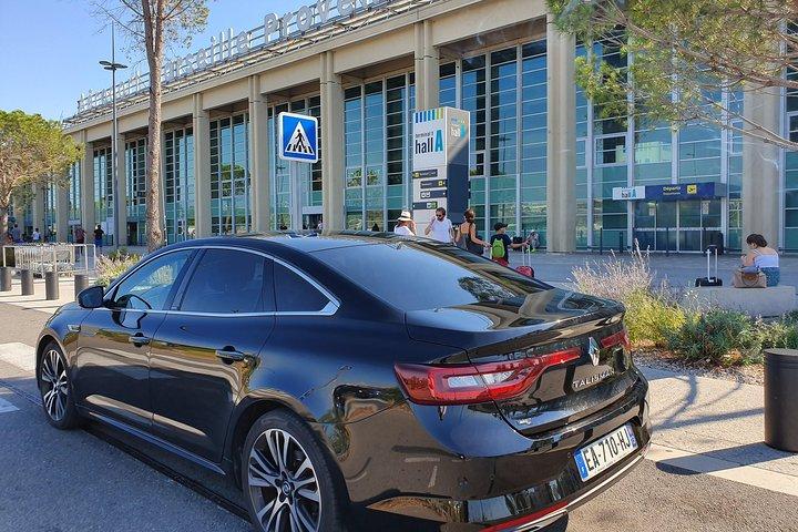 Private transfer by car: Marseille airport from or to Avignon
