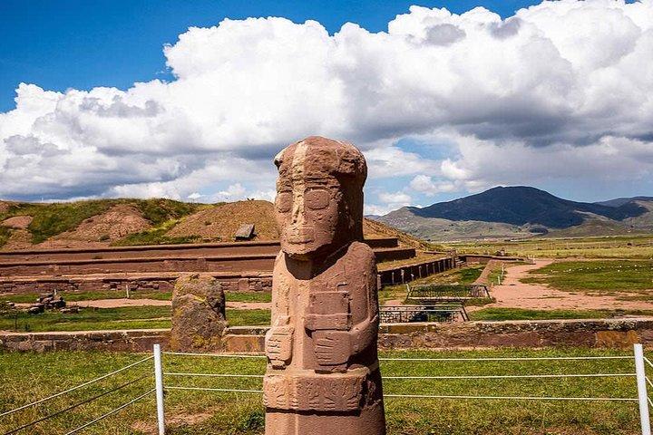 TIWANAKU RUINS. Spiritual & Political Centre - Tiwanaku Culture.