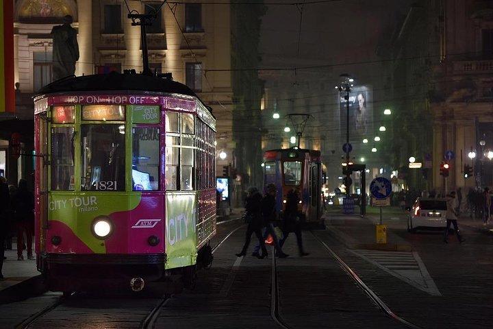 MILAN PRIVATE WALKING TOUR BY NIGHT: AMAZING MILAN - 2 h