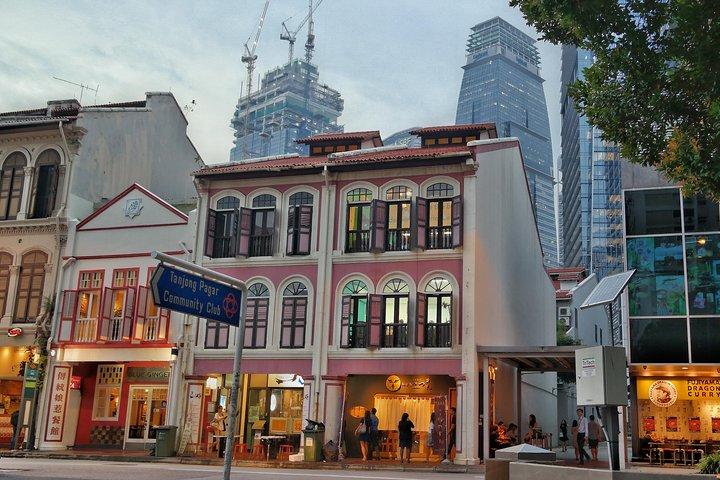 Discover Tiong Bahru Singapore - Private & Custom Walking Tour