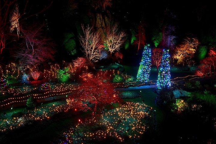 Shuttle Bus to Magic of Christmas at The Butchart Gardens