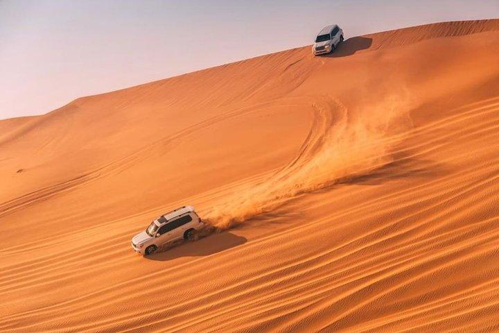Dubai Desert safari 4x4 Dune Bashing, Sandboarding, Camel Riding, Bbq Dinner