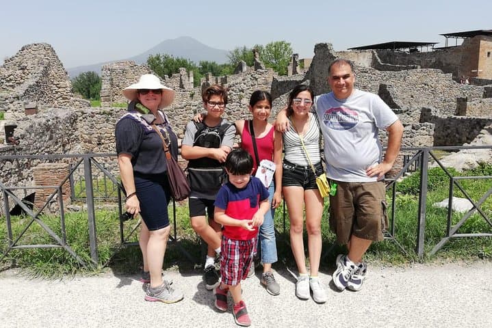 Pompeii Private Half Day with Hotel Pickup & Lunch at Winefarm