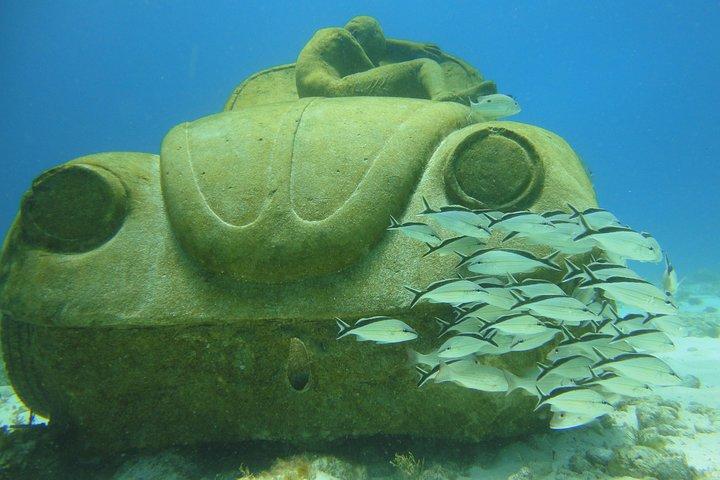 Scuba Diving Under Water Museum and Reef for beginners