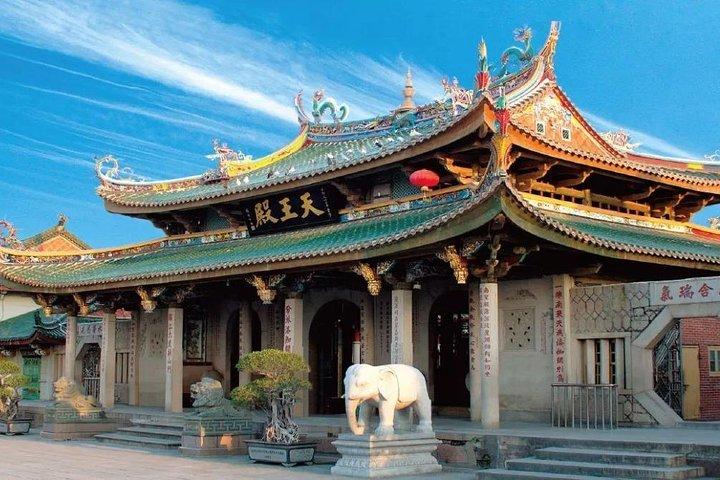 Xiamen Day Tour to Nanputuo Temple, Huli Mountain Fort and Gulangyu Island