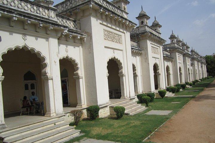 Cult Immersions 2 - Charminar & Chowmahallah Palace Private Tour