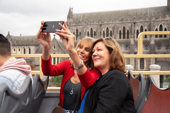 Big Bus Dublin Hop-on, Hop-off Sightseeing Tour with Live Guide