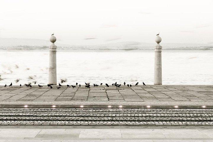 Photography Workshop-Tour in Alfama - Lisbon