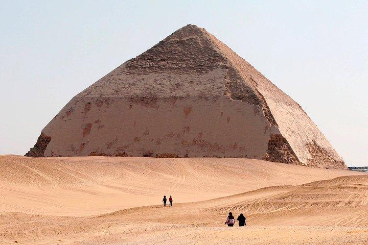 Giza Pyramids ,Sphinx ,Sakkara & Dahshur.