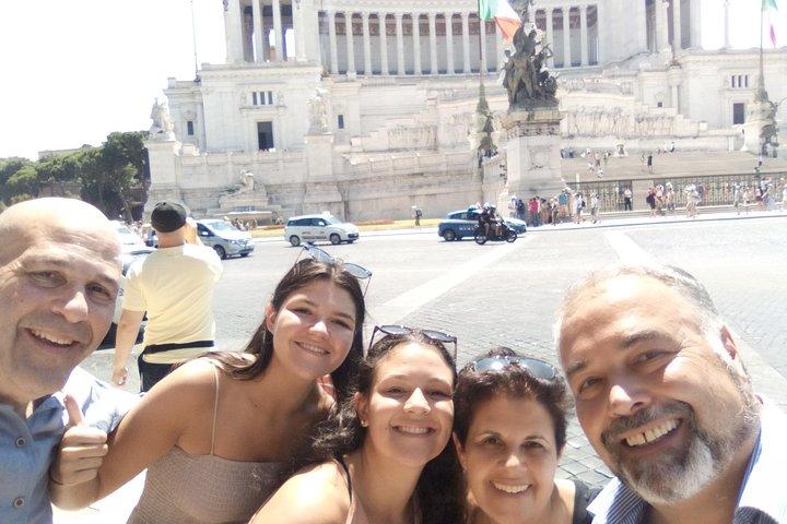 Rome Tour with Driver: Optional Guide