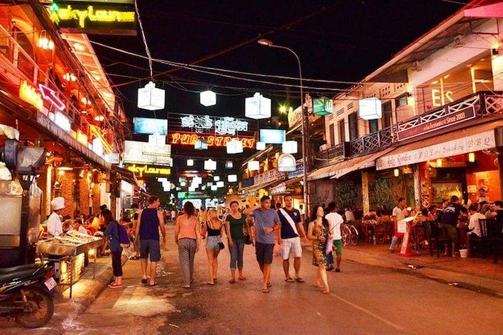 Apsara Show Dinner and Night Market Pub street