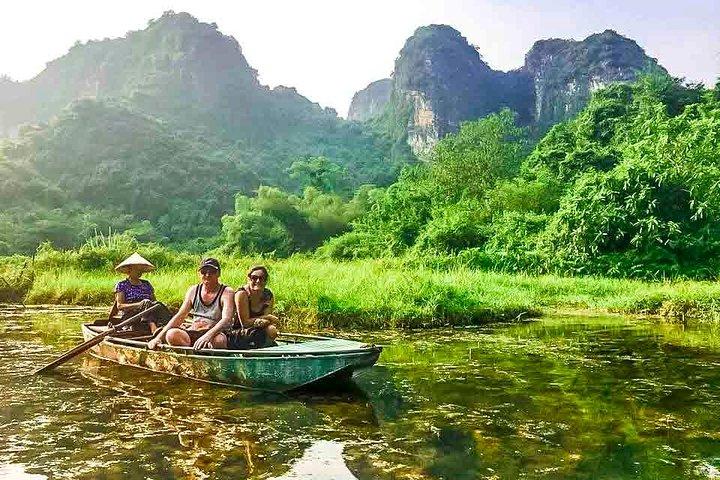 Hoa Lu - Tam Coc - Mua Cave 1 day trip