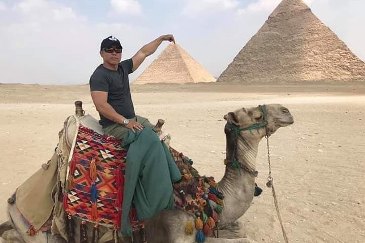 Giza’s Grandeur – Great Pyramids, Memphis & Saqarra