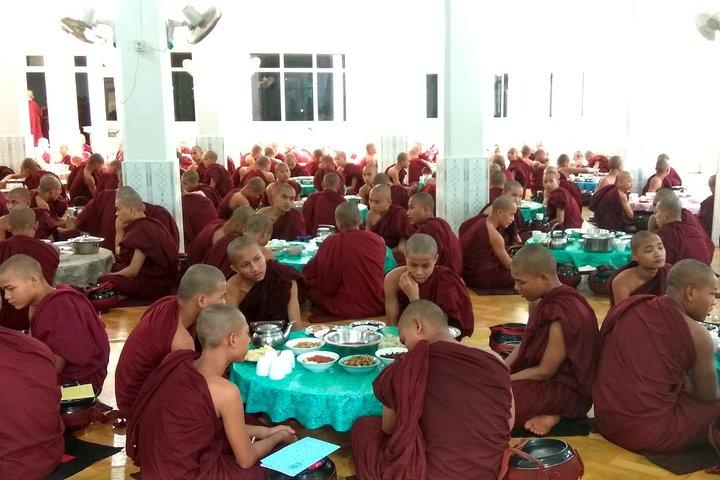 Private Bago Full-Day Tour from Yangon