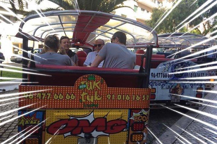 Tuk Tuk Special Tour in Lisbon 3H