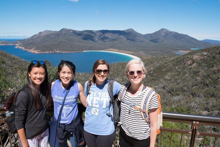 Full-Day Tour to Wineglass Bay from Hobart