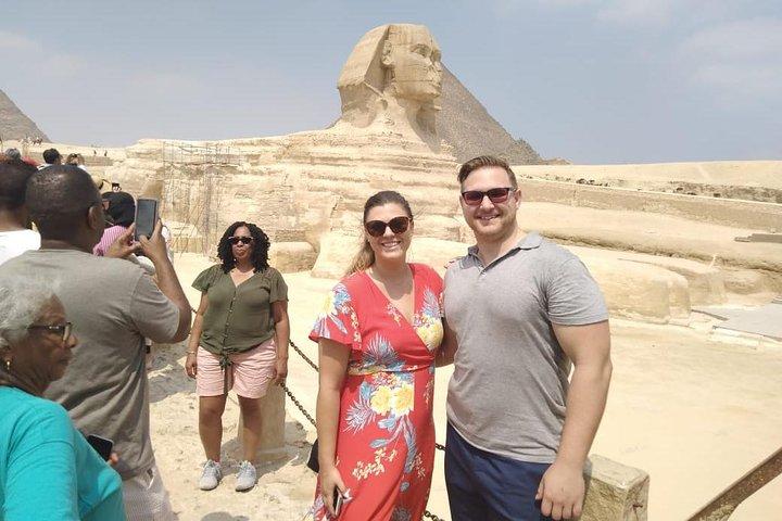 Cairo Private layover tour to Giza pyramids and Sphinx
