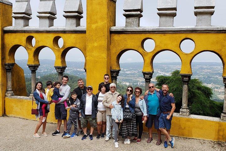 Sintra to Cascais: 2 Palaces, 4 Sites, Small Group 10 Hour Tour